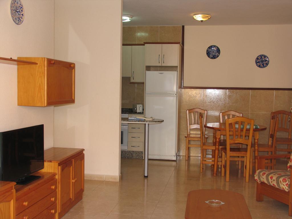 Apartamentos Tesy La Manga del Mar Menor Exterior photo